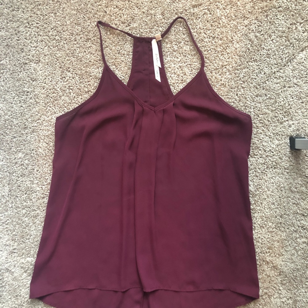 Bellatrix Wine Top